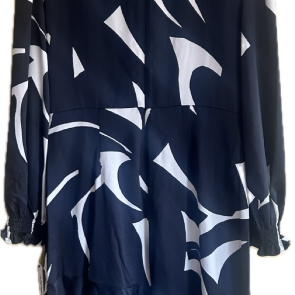 DKNY Black and Cream Long Sleeve Dress - Picture 3 of 6
